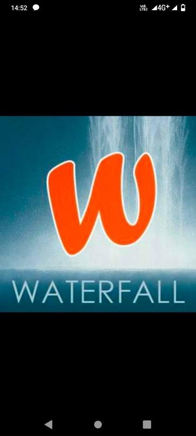 Waterfall Guesthouse ハンピ エクステリア 写真